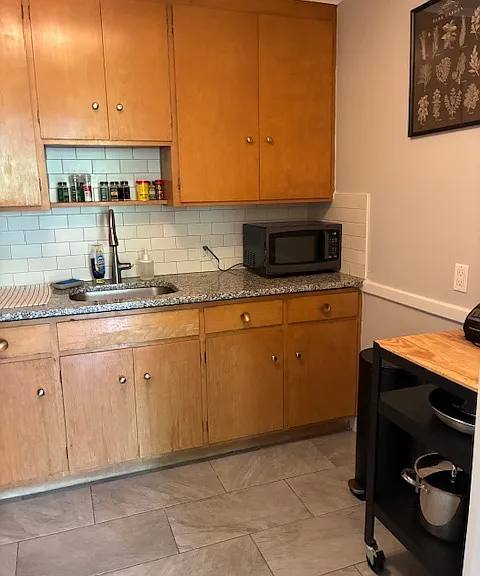 1065 Beacon St #2 — Photo 5