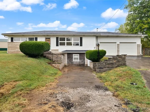 135 S Murphy Street, Marengo, IN 47140