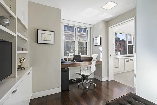 Sold by Corcoran | media 19