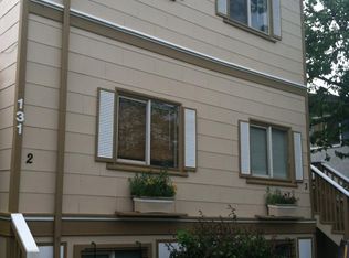 131 21st Ave E, Seattle, WA 98112