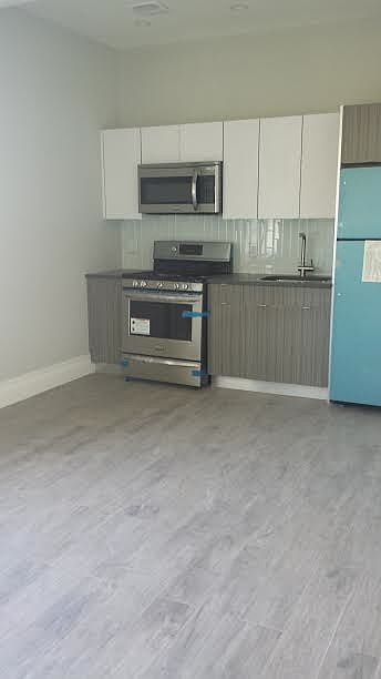 1st image of 10213 Corona Ave