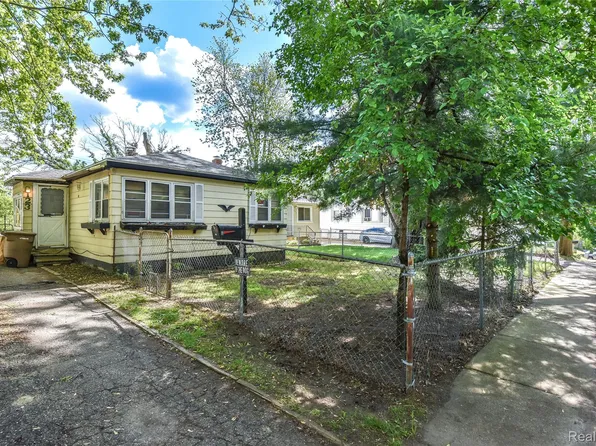 123 Parkdale Ave, Pontiac, MI 48340