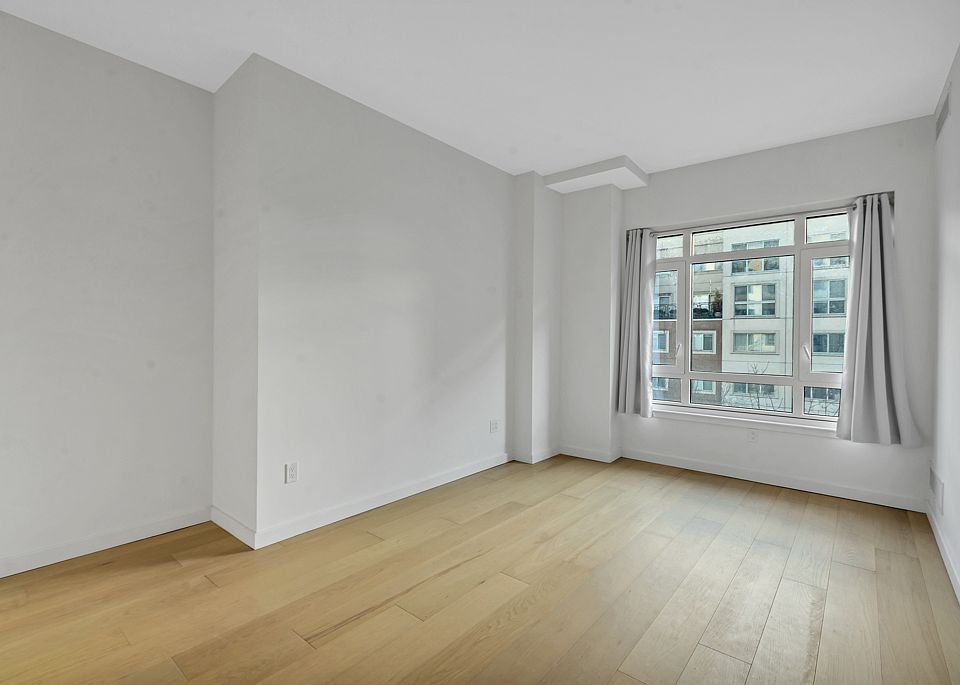 1st image of 13 W 116th St #6D