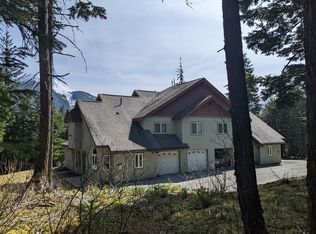 755 Alyeska Hwy APT B, Girdwood, AK 99587