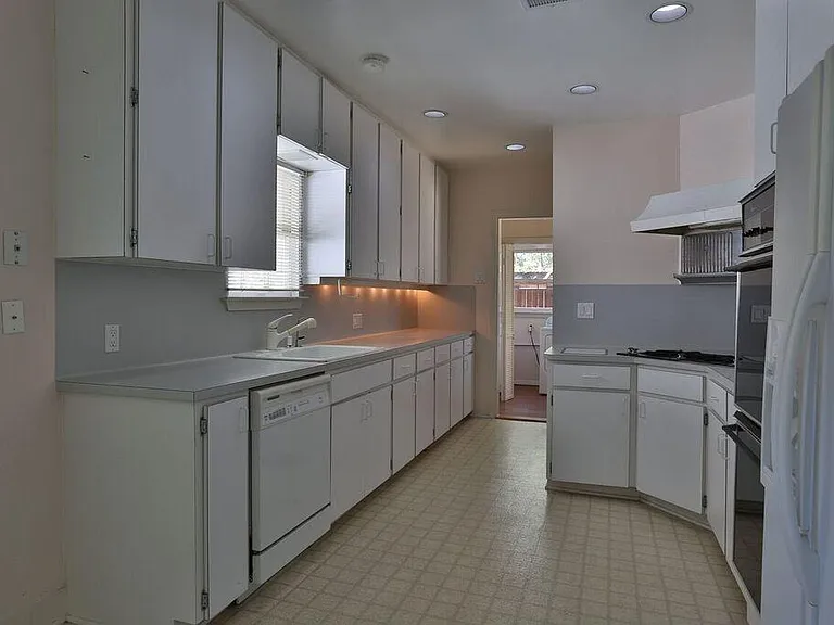 3124 Jarrard St — Photo 23