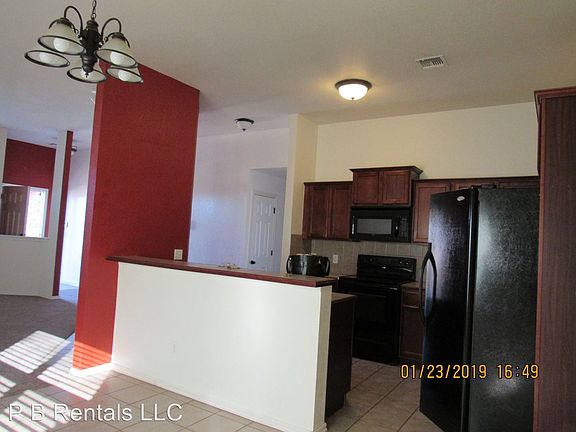 4th image of 4808 SW Waterstone Pl