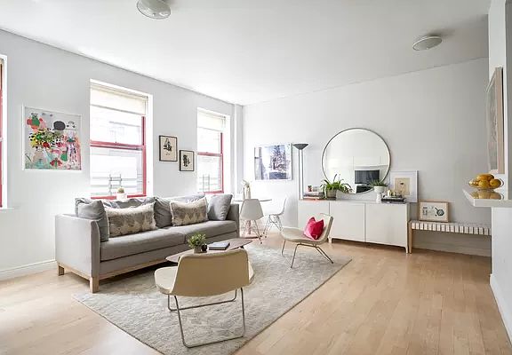 2nd image of 60 Tiffany Pl APT 3H