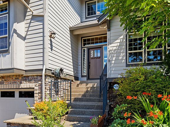 3rd image of 11846 SE Waterleaf Dr
