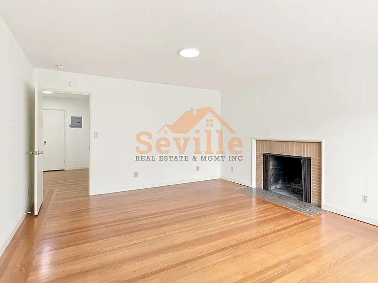 1526 Arch St — Photo 4