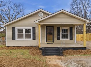 114 N Moore St, Duncan, SC 29334