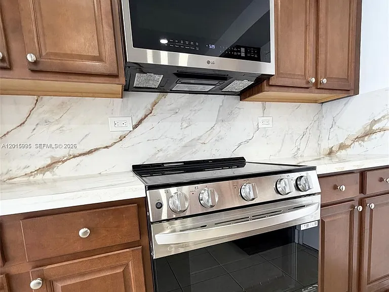 1408 Brickell Bay Dr #1104 — Photo 7
