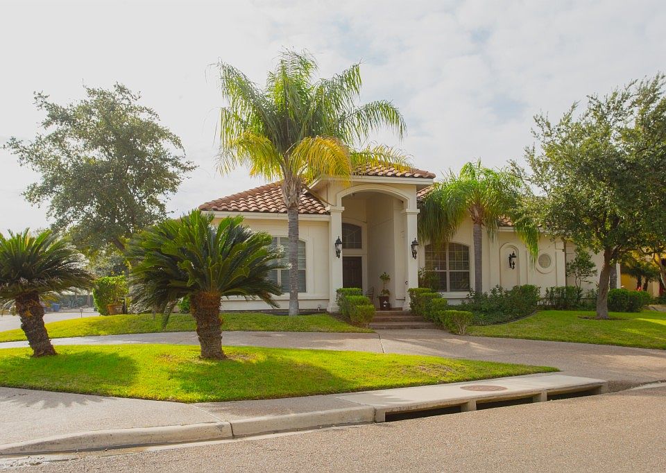 1st image of 219 Saint Julien Dr