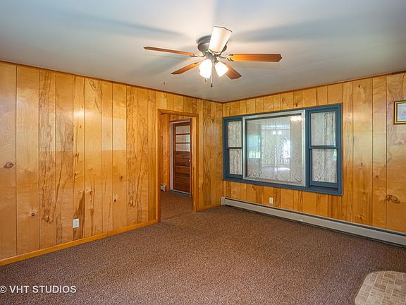 2nd image of 601 W Park Ave
