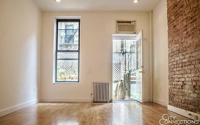 Rented by City Connections Realty | media 3