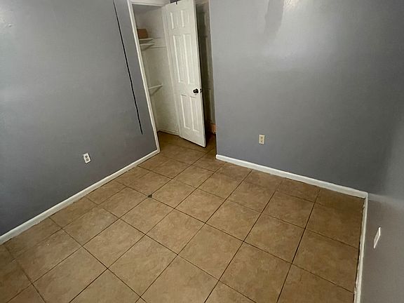 5th image of 6746 Metcalf Rd