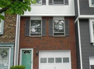 306 Redrome Cir W, Bridgeville, PA 15017