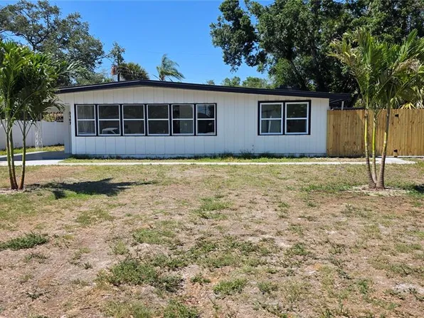 3167 Irving St, Sarasota, FL 34237