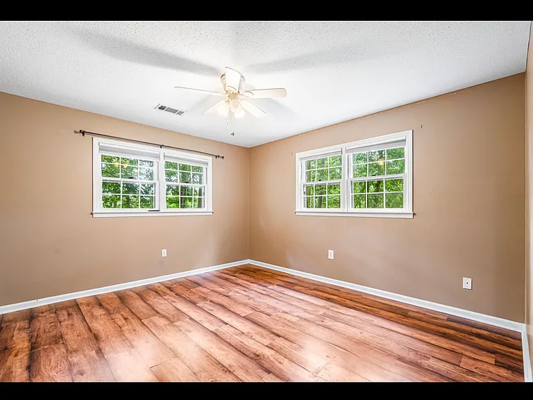 116 Wood St — Photo 10