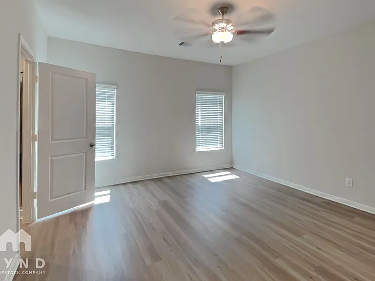 15518 Caramel Springs Dr — Photo 9