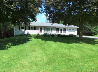 6728 Ramsgate Rd, Chittenango, NY 13037