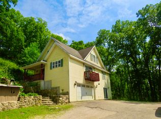 923 N West St, Galena, IL 61036