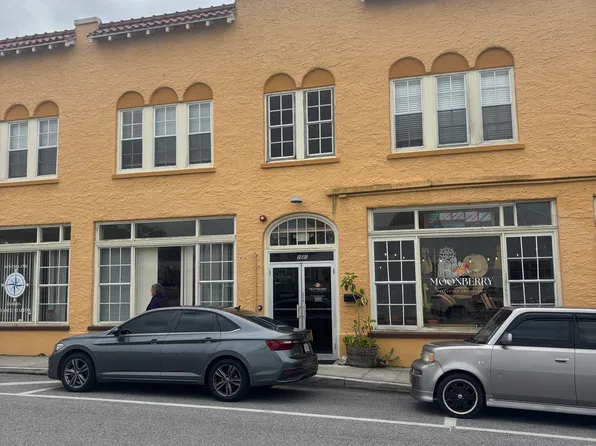 101 W Court St #A, Tarpon Springs, FL 34689