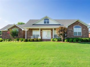 504 Meadors N, Alma, AR 72921