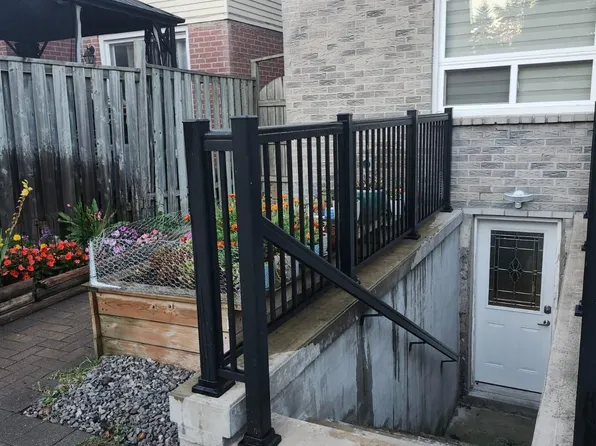 56 Barnes Dr, Ajax, ON L1S 5G5