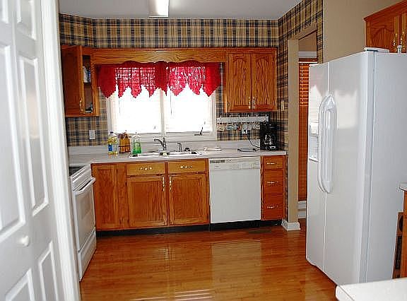 3rd image of 7 Ennismore Dr