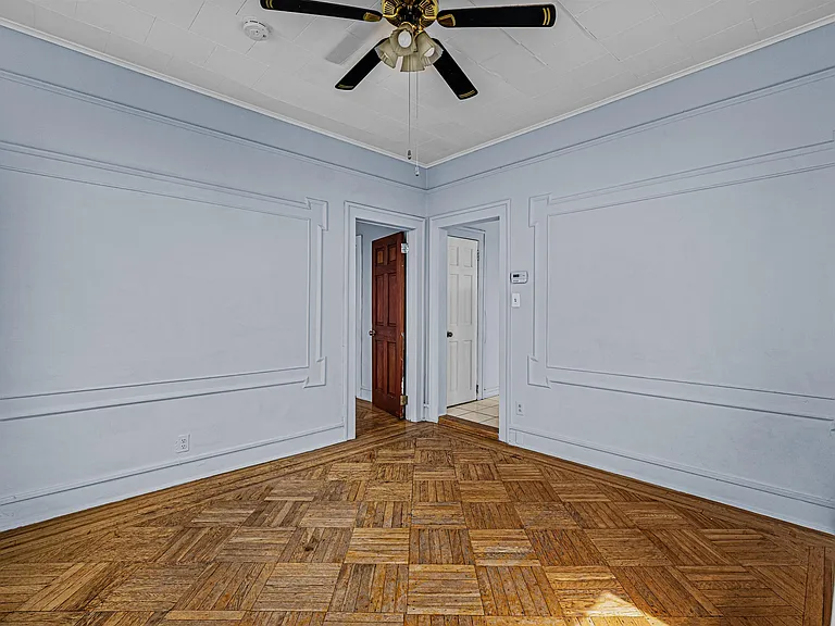 245 Liberty Ave #2R — Photo 3