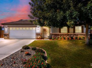 12310 Hill Country Dr, Bakersfield, CA 93312