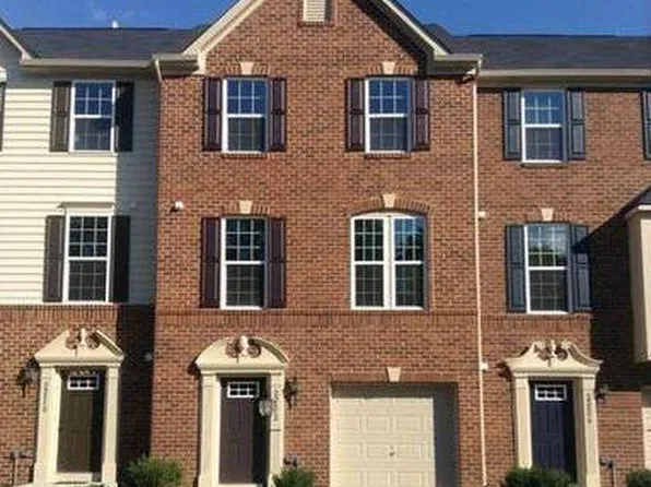 22852 Lacey Oak Ter, Sterling, VA 20166