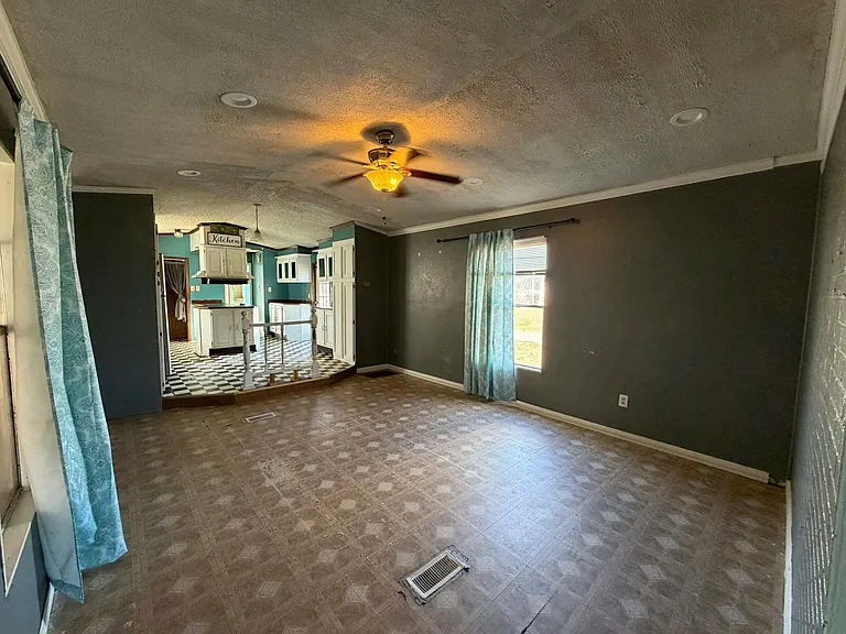 300 Sequoyah Dr NE #163 — Photo 6