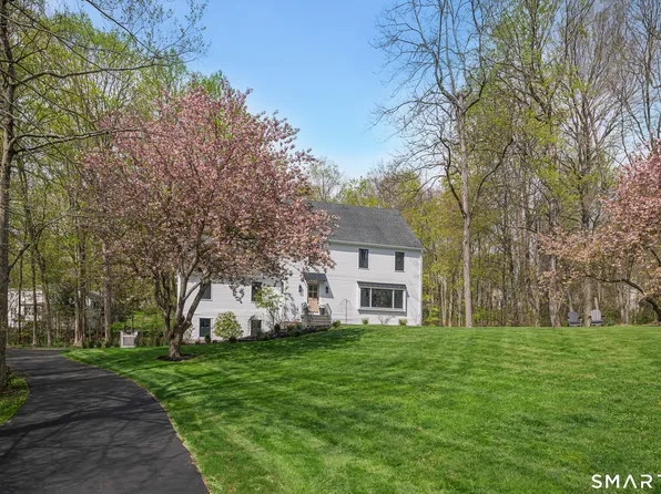131 Fieldcrest Drive, Ridgefield, CT 06877