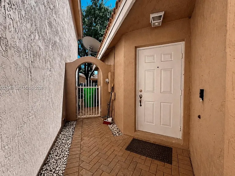 9312 NW 54th St — Photo 2