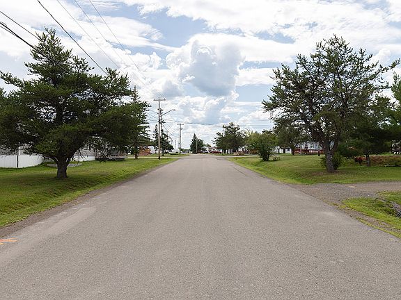 3rd image of 2 River East Dr #98-PR3501D