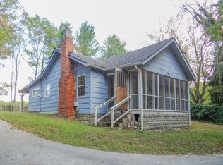 1402 Brotherton Ln, Chickamauga, GA 30707