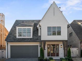 5037 Henry Heights Dr, Memphis, TN 38117