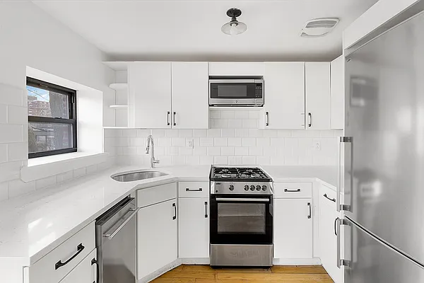 Rented by Brown Harris Stevens | media 1