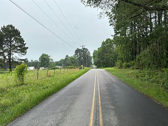 4th image of 670 Midway Rd