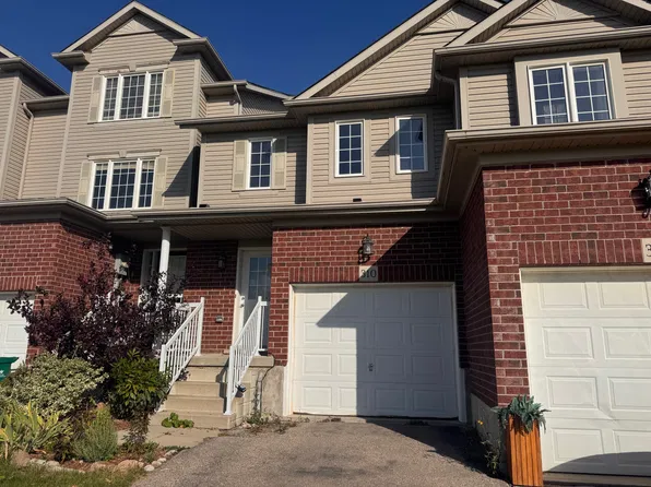 310 Parkvale Dr, Kitchener, ON N2R 1Y7