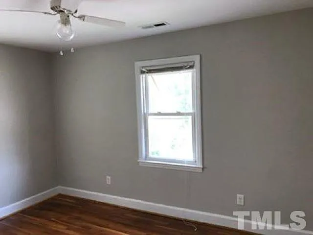 133 S Tarboro St — Photo 9