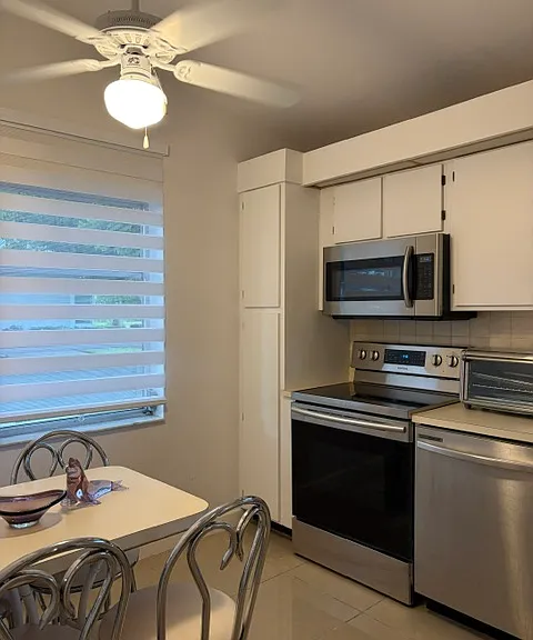 8934 Sunnywood Pl — Photo 1
