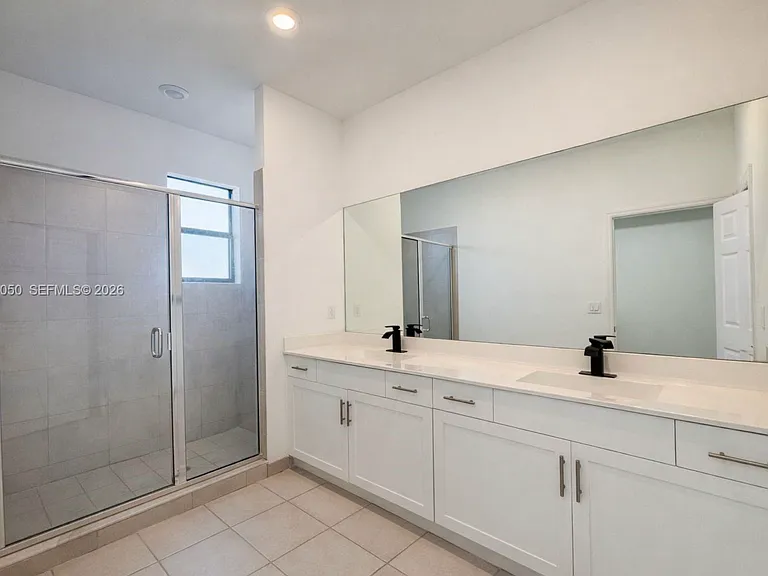 12767 SW 230th Ter — Photo 3