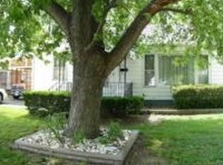 3231 Palmer St, Springfield, IL 62703