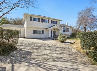 7708 Whittier Blvd, Bethesda, MD 20817