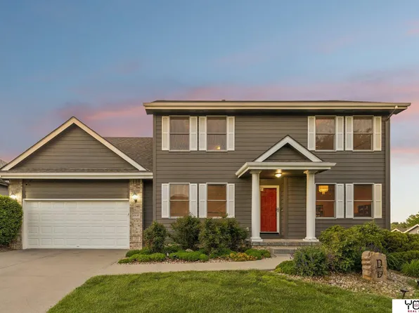 15430 Briar St, Omaha, NE 68138