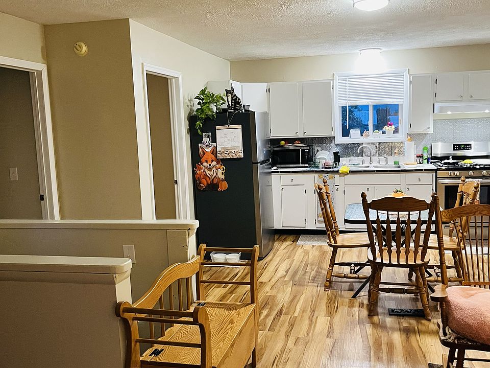 1st image of 310 Jones Rd #1