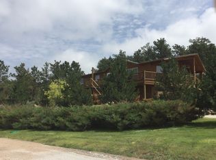 911 E 10th St, Pine Bluffs, WY 82082