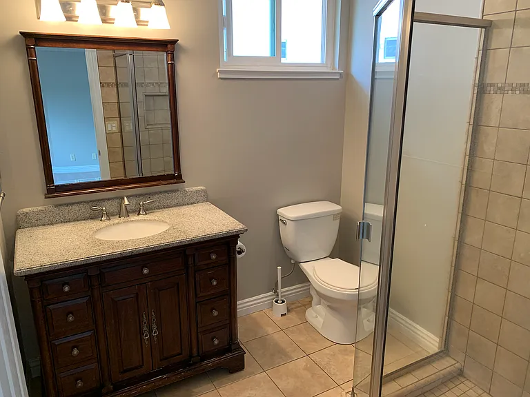 Purple Glen Dr — Photo 13